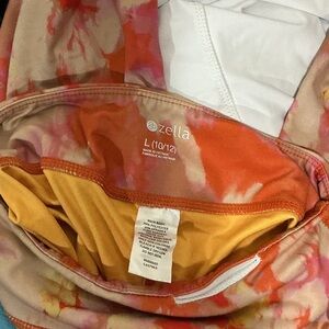 Zella Vibrant Tie-Dye Leggings